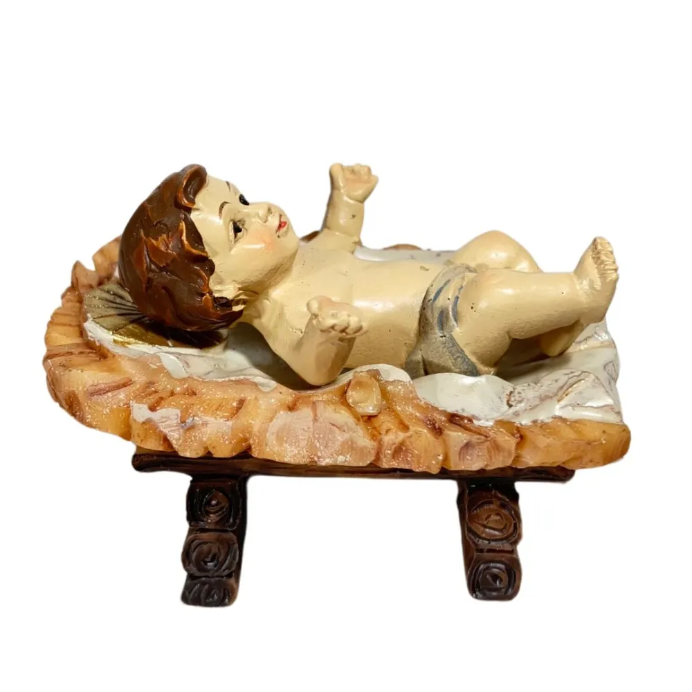 Jesus with Cradle – 10–12 cm