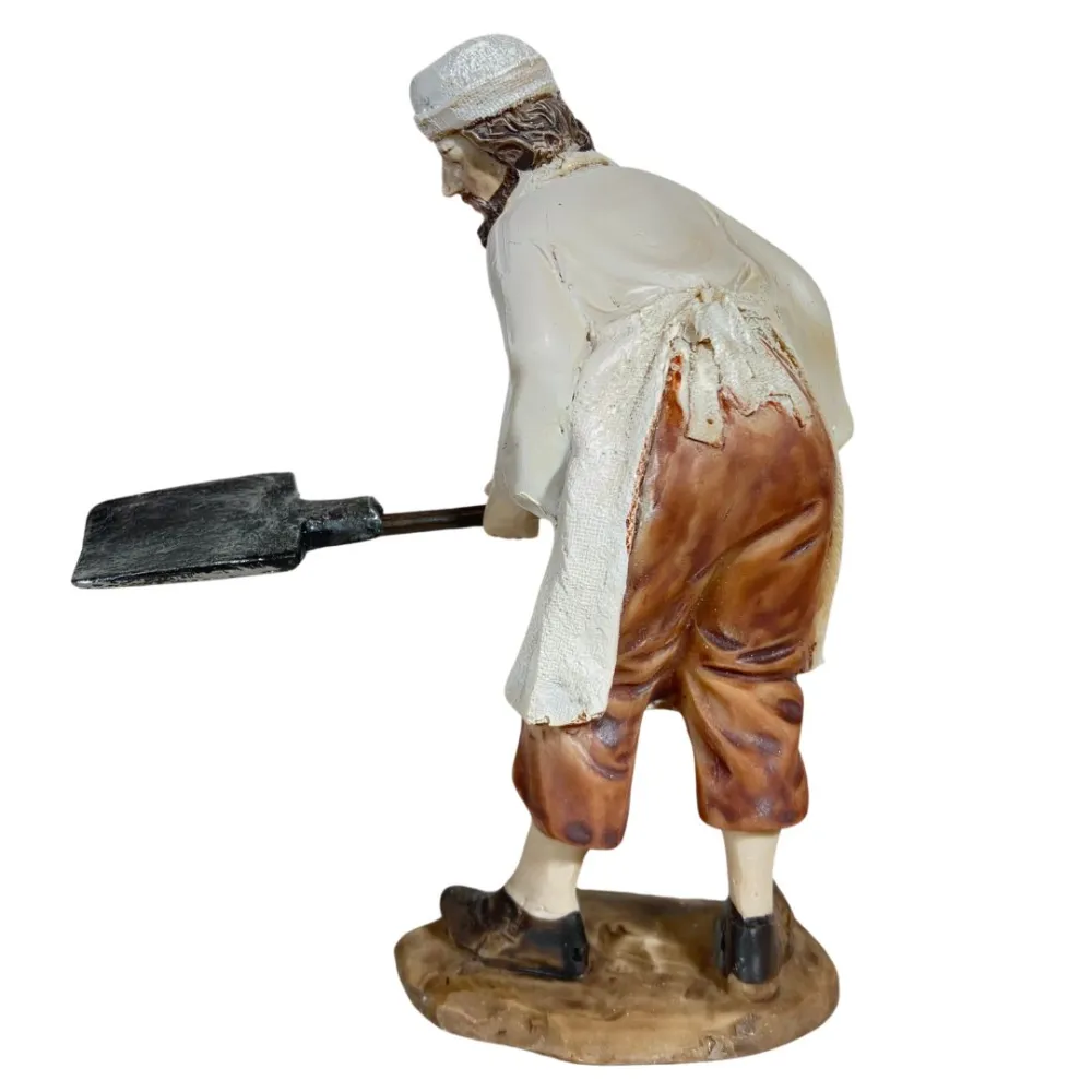 Baker with Paddle – 10 cm