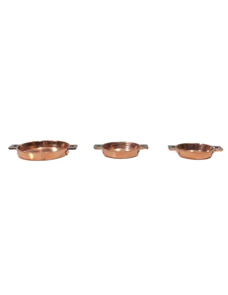 Set of 3 Copper-Effect Metal Pans for 30 cm Nativity Figures