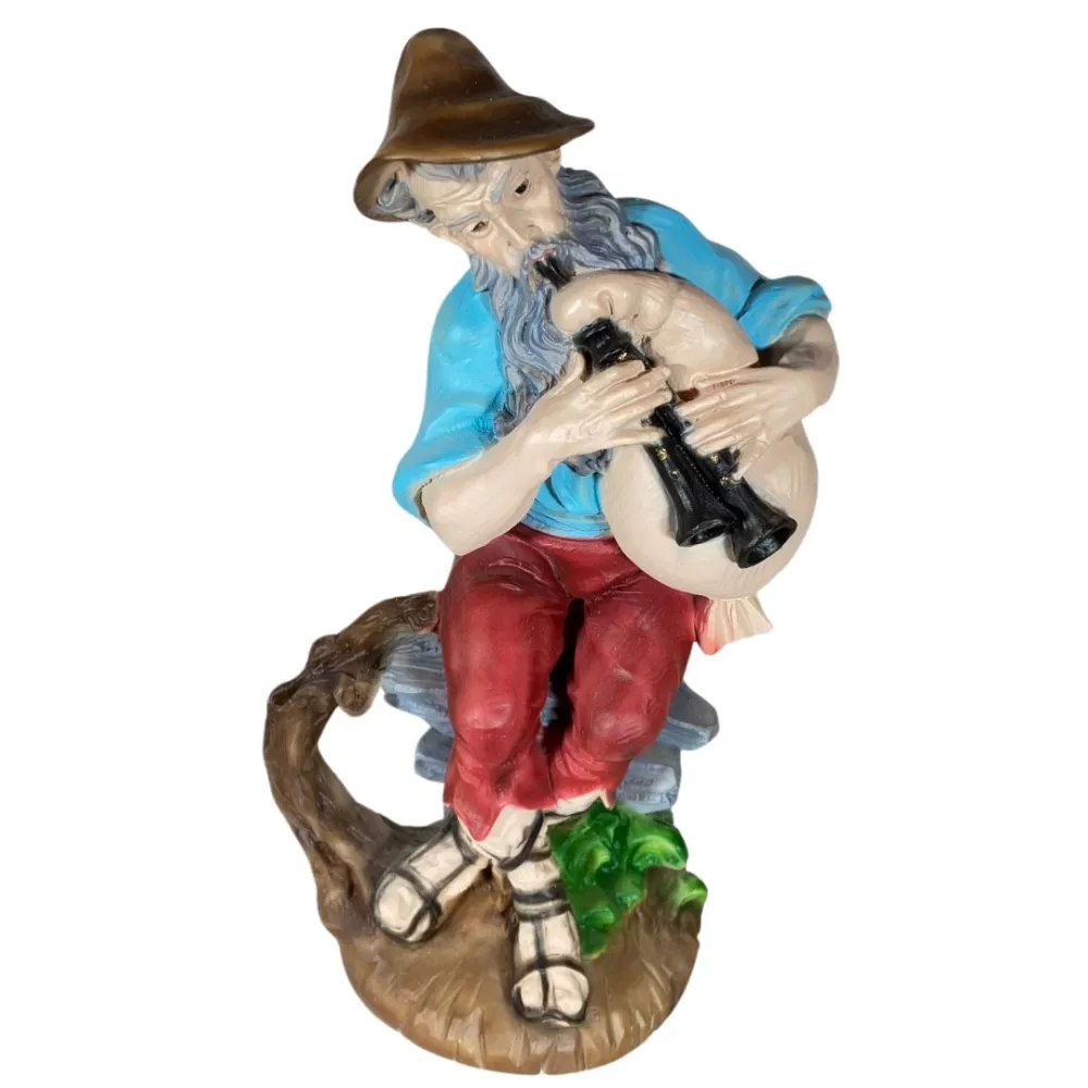 Shepherd Playing Bagpipes – 30 cm Series