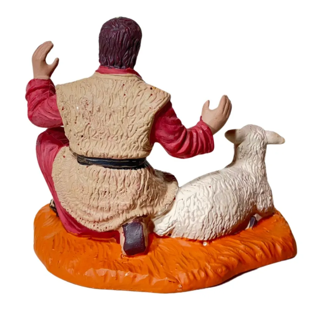 Pastore adorante Oliver 10 cm vestito rosso con agnello