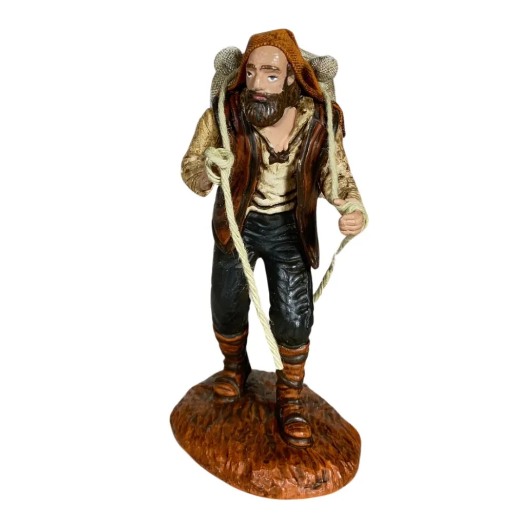 Oliver Traveller with Sack over His Shoulder, 10 cm