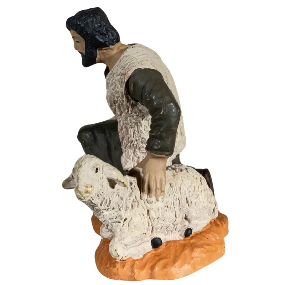 Adoring Shepherd with Lamb – Oliver, 8 cm
