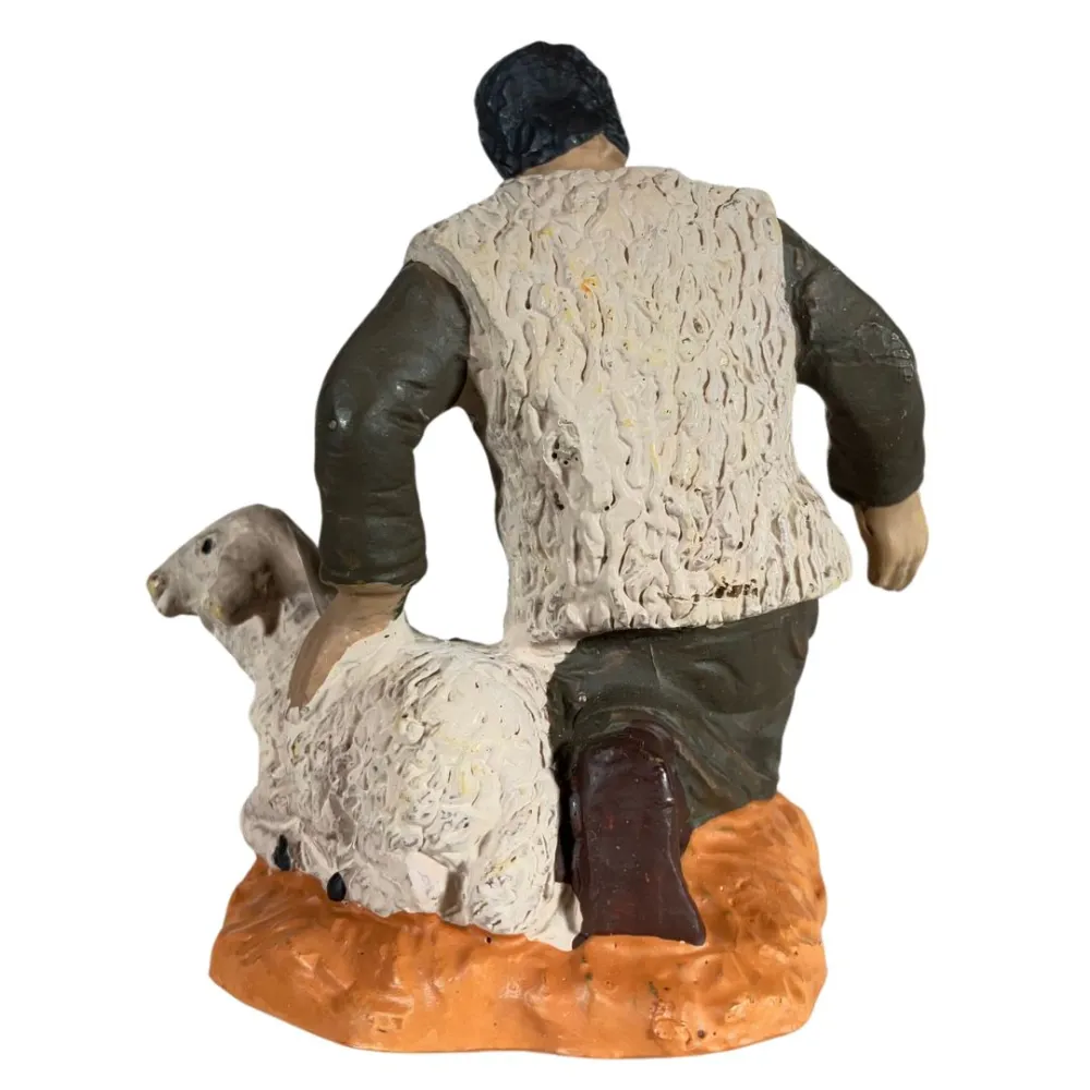 Adoring Shepherd with Lamb – Oliver, 8 cm