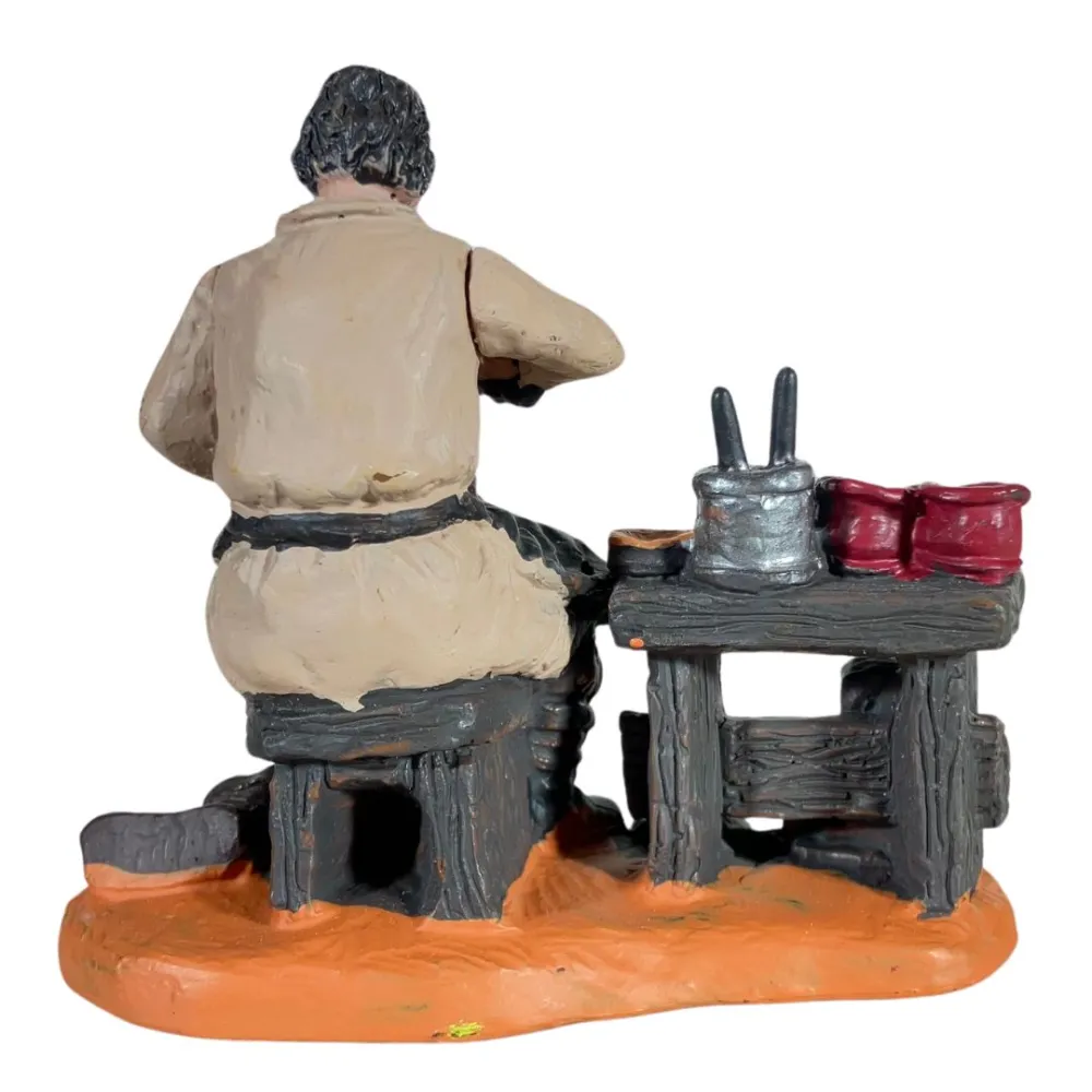 Calzolaio Oliver 8 cm con arredo
