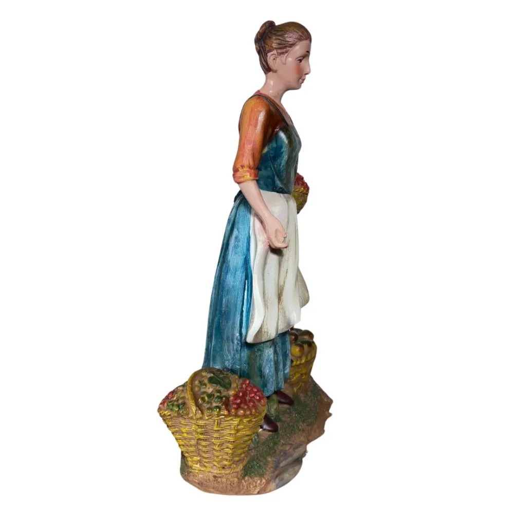 Woman with Fruit – 30 cm