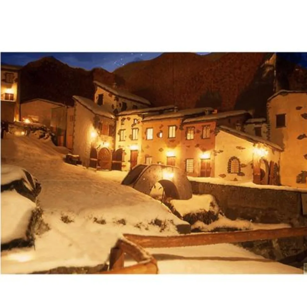 Popular Snowy Night Backdrop – 100×70 cm