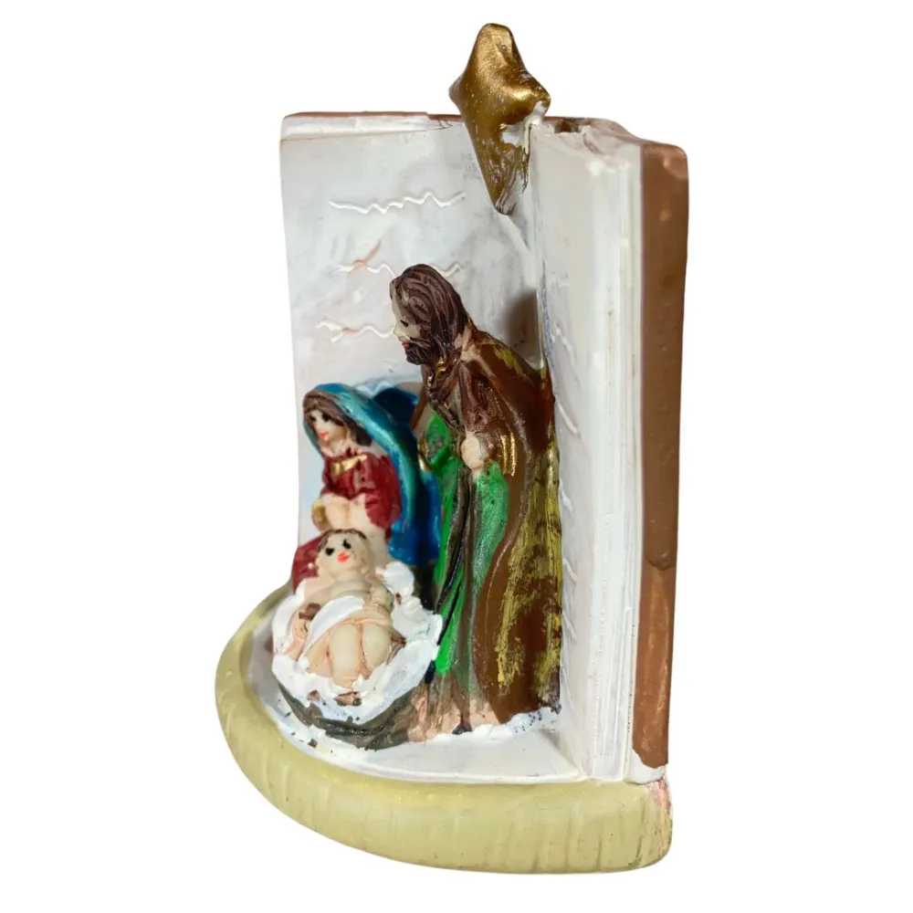 One-Piece Nativity Scene on Open Book – 4 cm