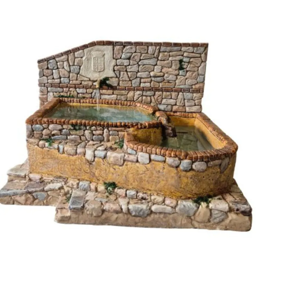 Double-basin resin fountain for 12–15 cm Nativity figures