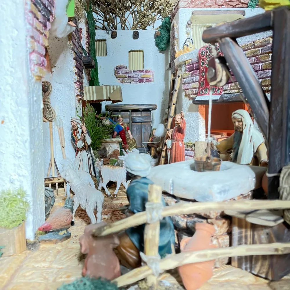 Wooden and Cork Nativity Scene with Eight Moving Figures, Flowing Water and 10 cm Figures
