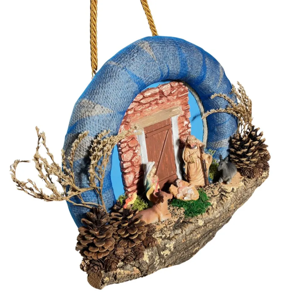 Wall-Hanging Nativity Wreath with Battery-Operated Lights and 8 cm Nativity Figures