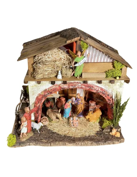 Presepe su fienile in legno, gesso e sughero con luci e statue da 10 cm