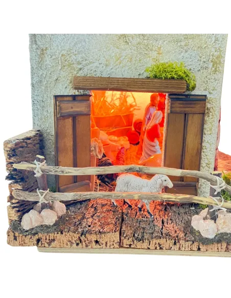 Presepe su fienile in legno, gesso e sughero con luci e statue da 10 cm