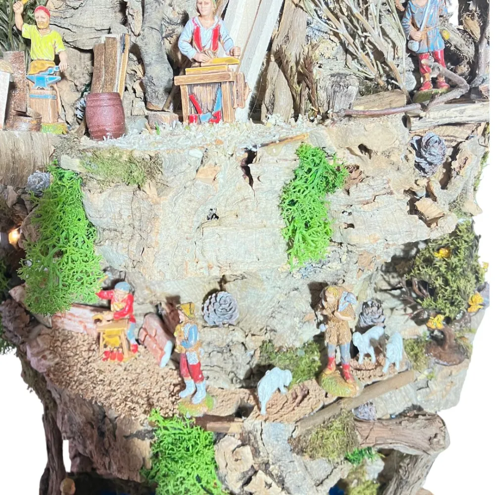 Wall-Hanging Nativity Scene on Cork Bark with Battery-Operated Lights and 6 cm Nativity Figures