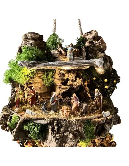 Presepe su corteccia di sughero con luci a batteria e statue da 6 cm