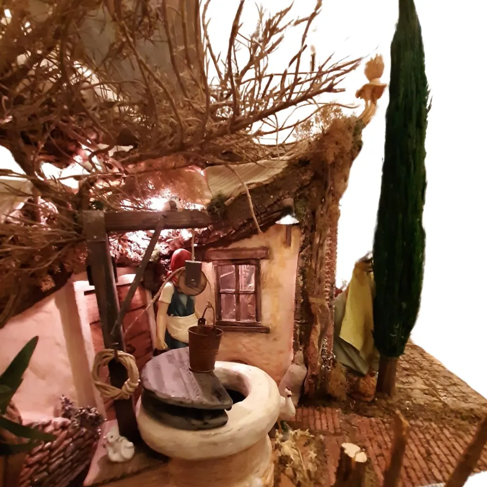 Traditional Nativity Scene in Cork and Wood with 220 V Lights and 30 cm Nativity Figures