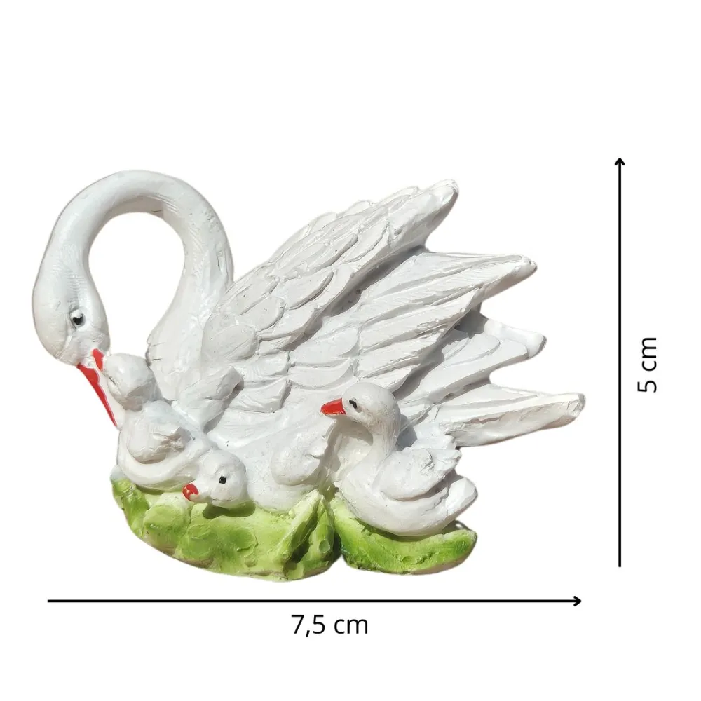 Resin Swan with Cygnets for 20–25 cm Nativity Figures