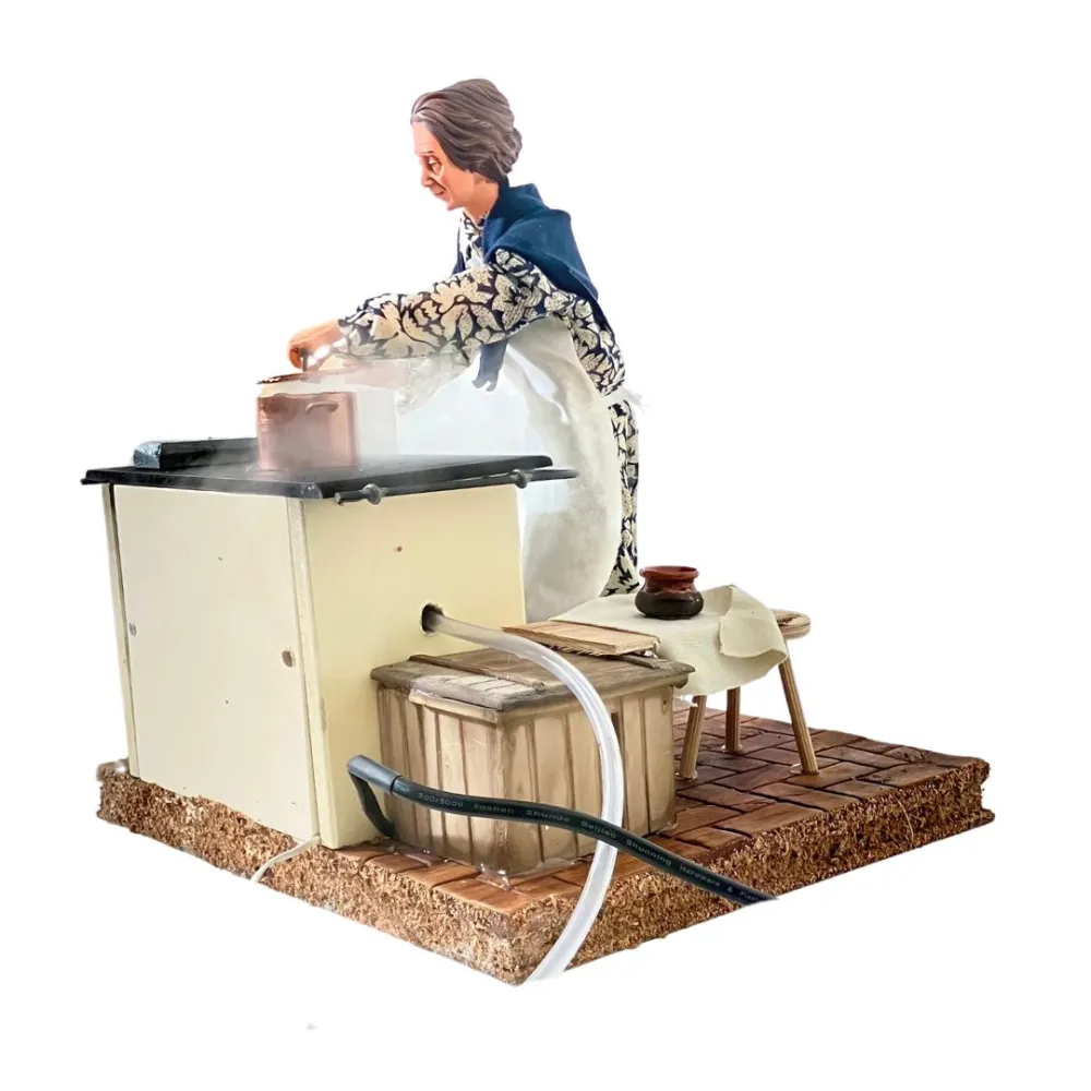 Animated Traditional Woman with Smoking Pot - 30 cm