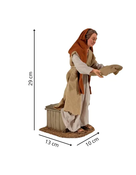 Donna palestinese che ciba le galline 30 cm