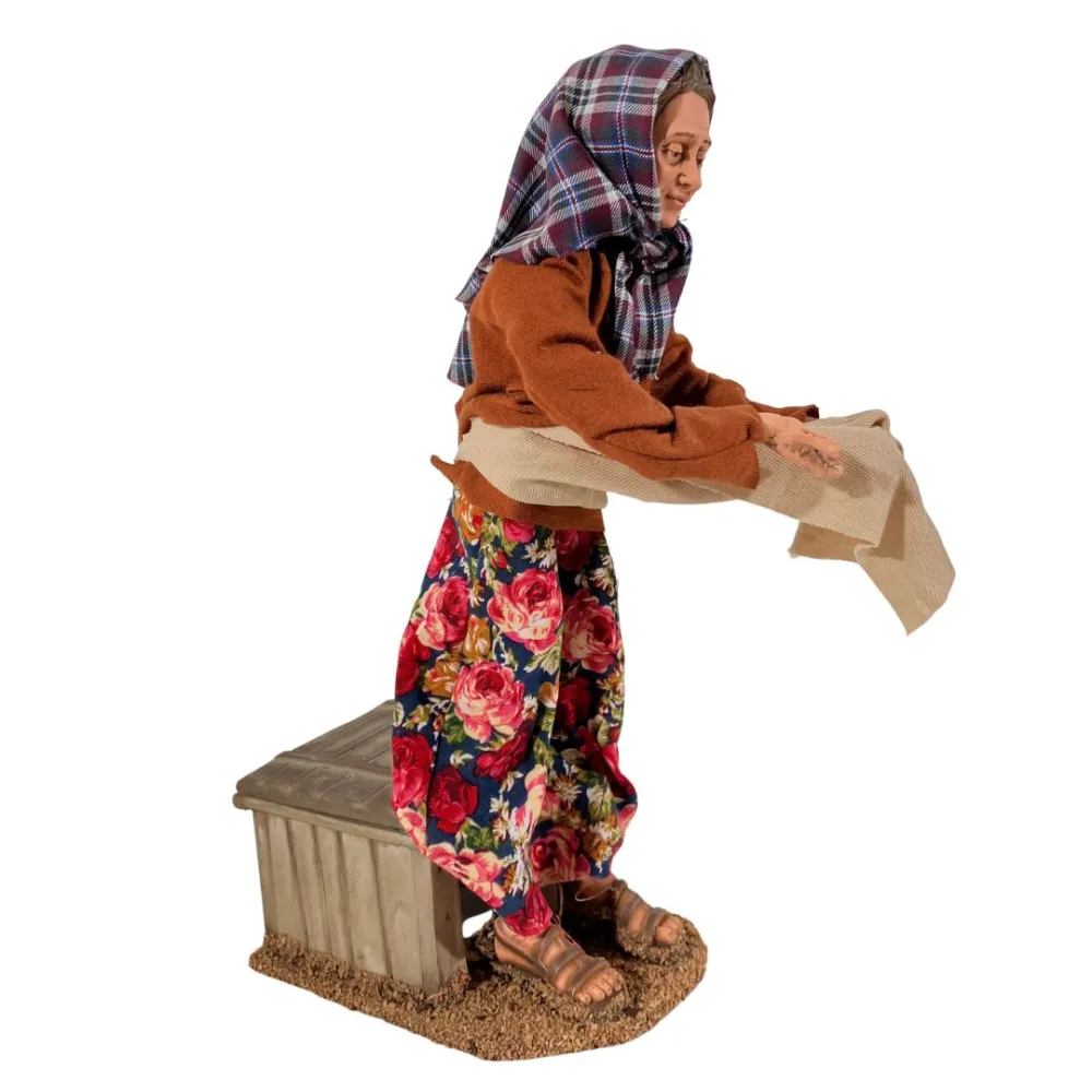 Animated Traditional Woman Feeding Chickens - 30 cm