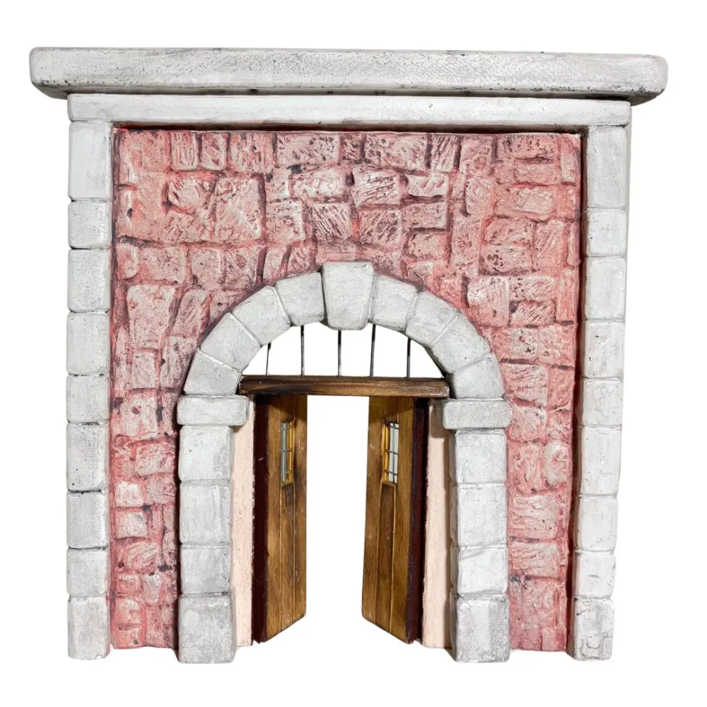 Coloured Plaster Wall with Arch, Metal Grille and Wooden Door for 10–12 cm Nativity Figures