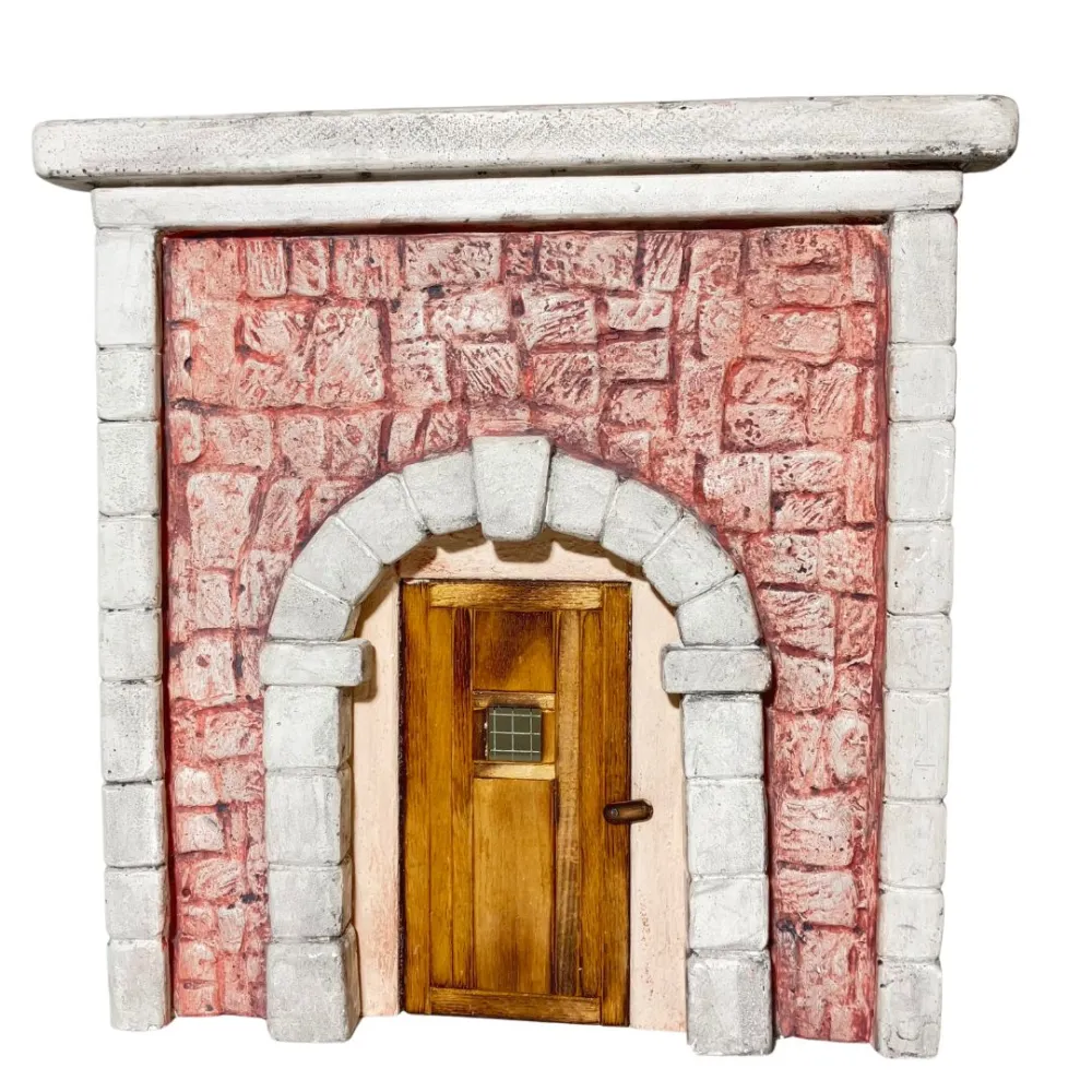 Coloured Plaster Wall with Arch and Plain Wooden Door for 12–15 cm Nativity Figures
