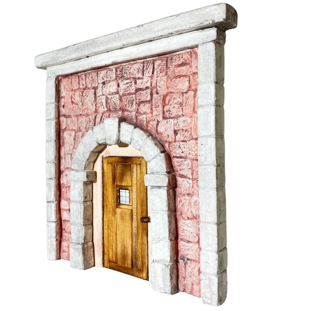 Coloured Plaster Wall with Arch and Plain Wooden Door for 12–15 cm Nativity Figures
