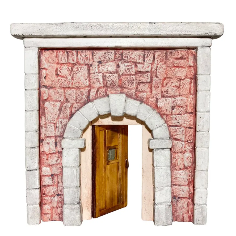 Coloured Plaster Wall with Arch and Plain Wooden Door for 12–15 cm Nativity Figures