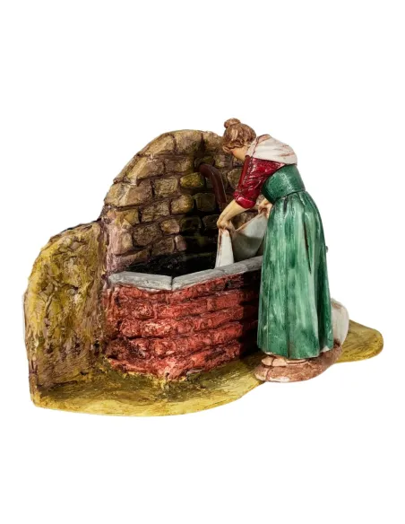Landi Washerwoman at the Fountain, 10 cm – Without Water Movement