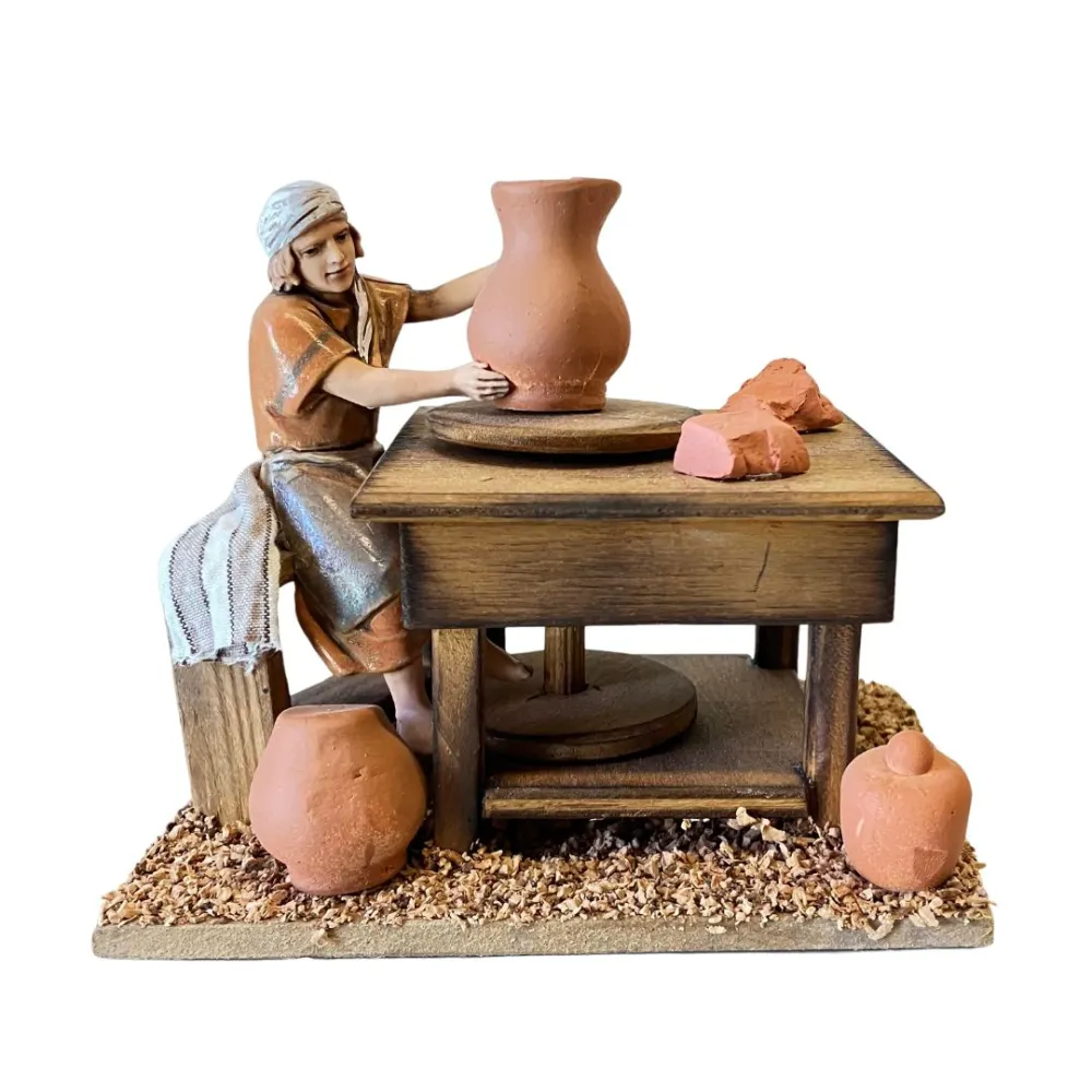 Landi Potter with Workbench, 10 cm