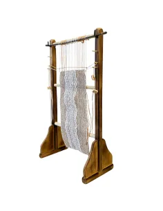 Telaio verticale in legno per statue da 30 cm