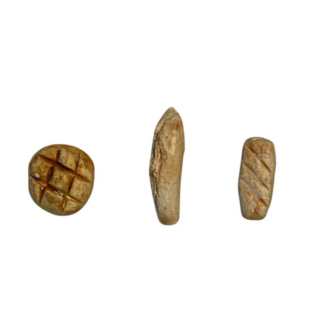 Set of Three Assorted Bread Loaves for 8–10 cm Nativity Figures