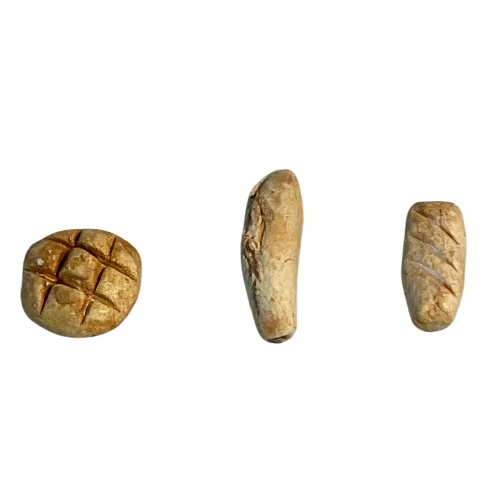 Set of Three Assorted Bread Loaves for 8–10 cm Nativity Figures