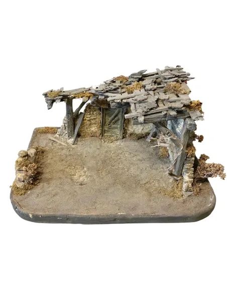 Ambientazione vuota in rudere con apertura finestra per statue da 8-10 cm