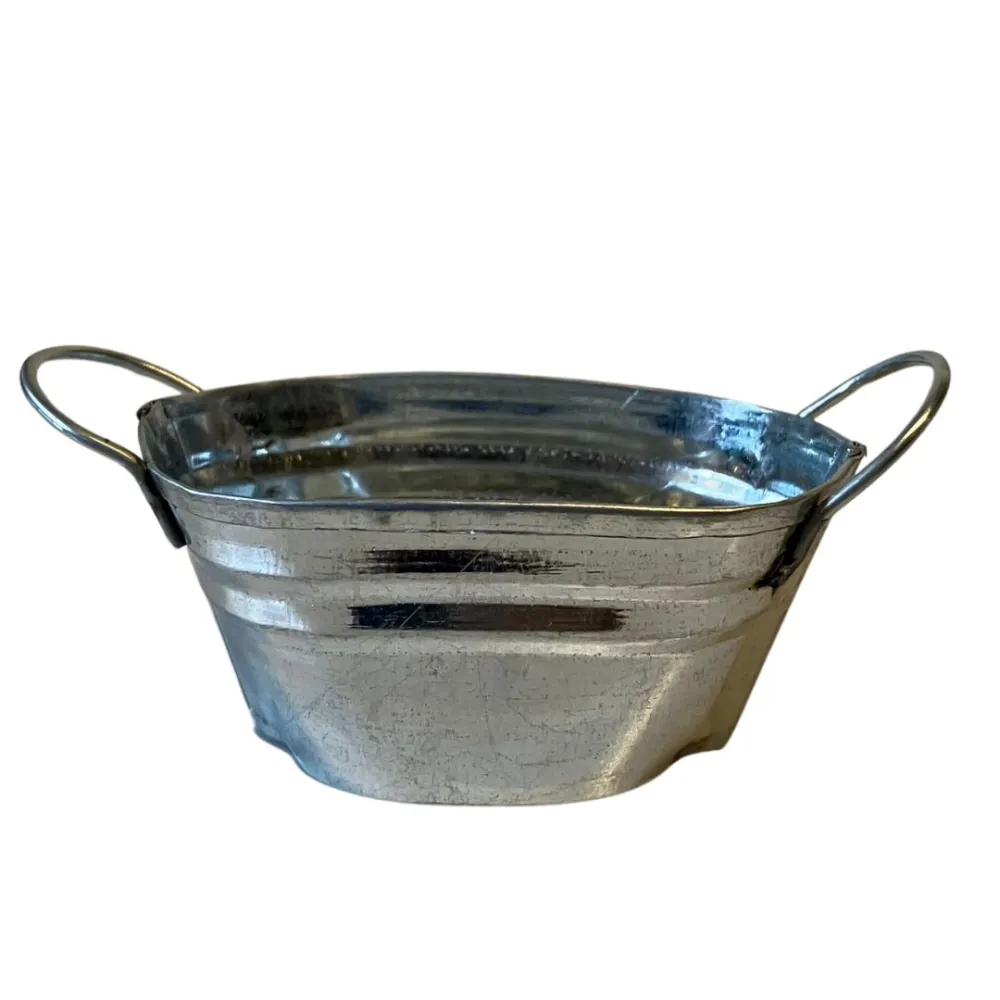 Galvanised Metal Wash Tub for 15–20 cm Nativity Figures