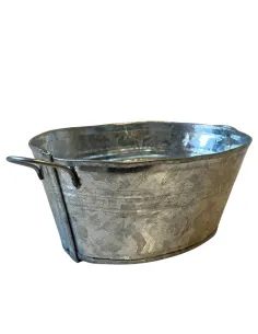 Galvanised Metal Wash Tub for 30–35 cm Nativity Figures 2