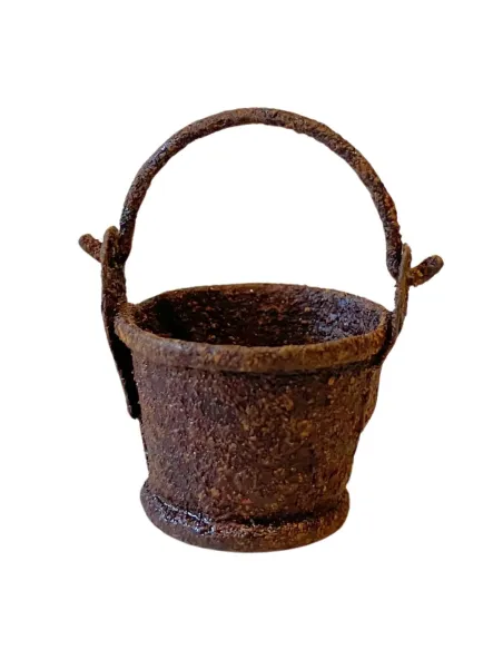 Rusted Metal Bucket with Handle for 8–10 cm Nativity Figures