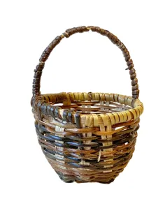 Two-Tone Wicker Basket with Handle for 30–35 cm Nativity Figures