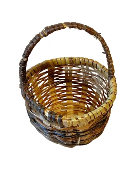 Two-Tone Wicker Basket with Handle for 30–35 cm Nativity Figures
