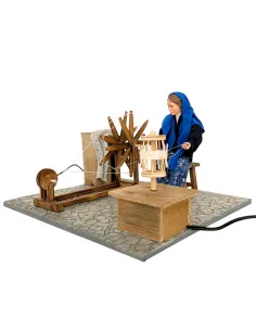 Donna che fila popolare in movimento 30 cm