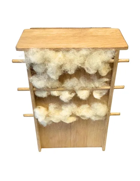 Carded wool drying rack for 30 cm nativity figures