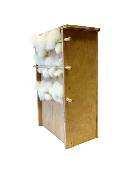 Carded wool drying rack for 30 cm nativity figures