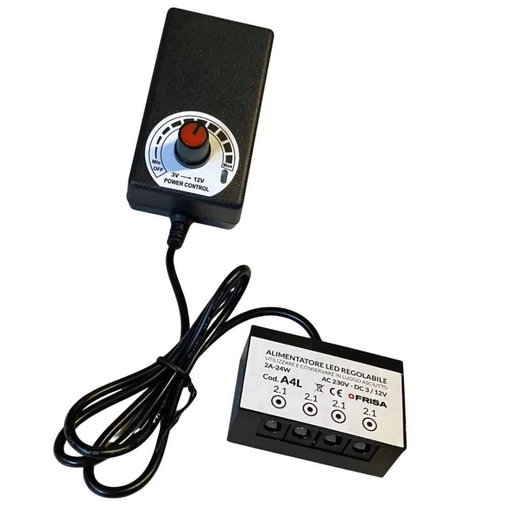 Alimentatore regolabile 3-12 volt con 4 uscite 2,1 mm
