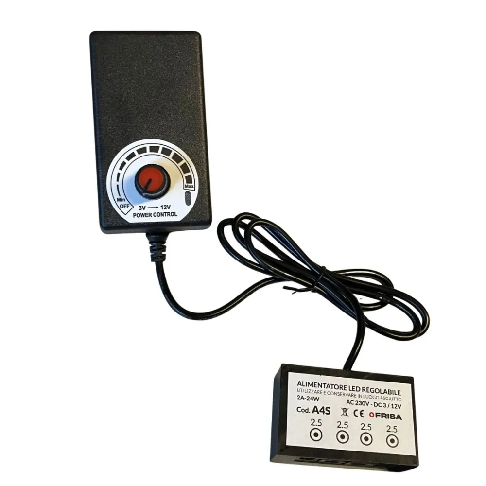 Alimentatore regolabile 3-12 volt con 4 uscite 2,5 mm