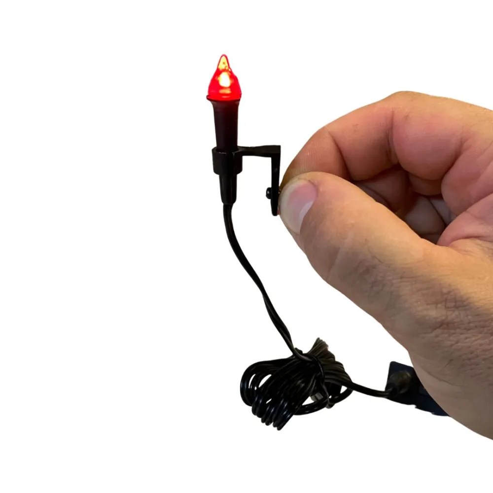 Miniature red torch light with 2.1 mm plug, suitable for 20–30 cm Nativity figures