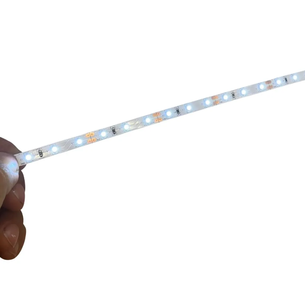 45 cool white LED strip with 2.5 mm plug