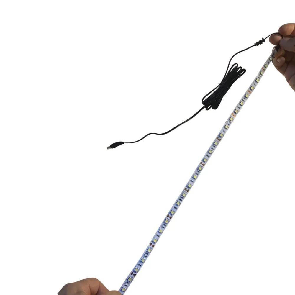 30 high-brightness cool white LED strip with 2.5 mm plug