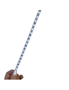 Striscia 30 led alta luminosità bianco freddo con spinotto 2,5 mm