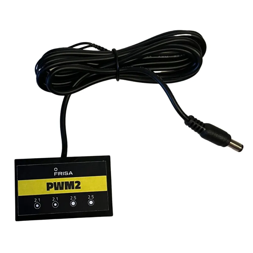 Multiple socket with 2.5 mm male plug, dual 2.1 mm outputs, and dual 2.5 mm outputs