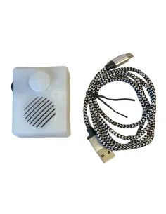 8-mega sound player with USB cable